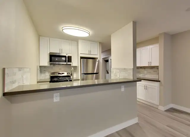 Photo of 25200 Santa Clara St, Hayward, CA 94544