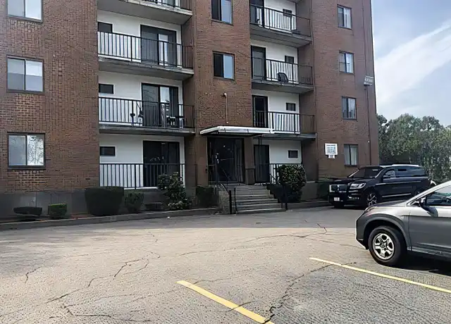 Property at 182 Quincy Ave Unit 30, Quincy, MA, 02169, 1 bed, 1 bath, [object Object]