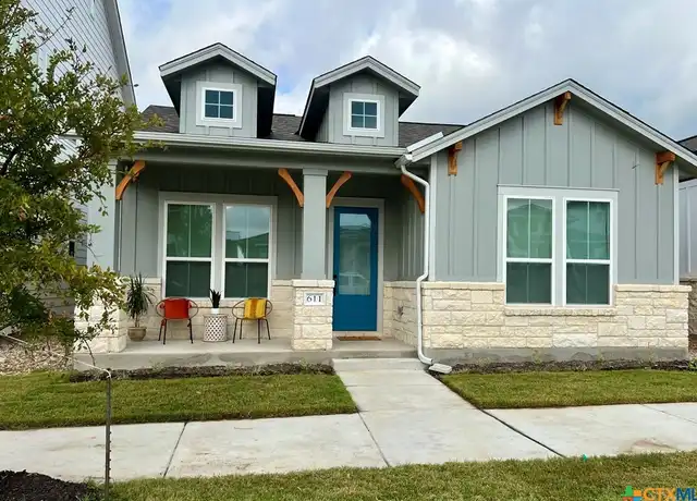 Property at 611 N Guenther Ave, New Braunfels, TX, 78130, 3 beds, 2 baths, [object Object]