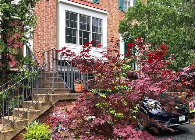 Property at 5144 Woodfield Dr, Centreville, VA, 20120, 3 beds, 2.5 baths, [object Object]