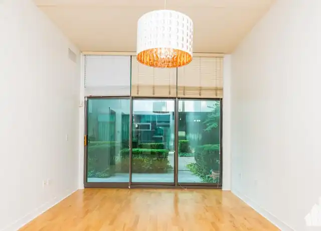 Property at 650 W Wayman St, Chicago, IL, 60661, 1 bed, 1 bath, [object Object]