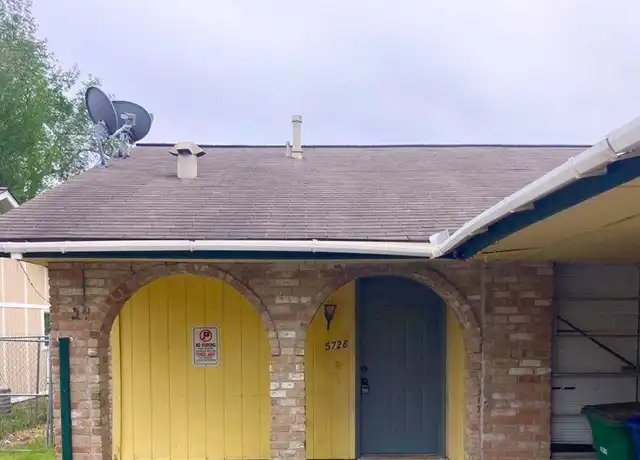 Property at 5730 Alnwick St Unit Alnwick 5728, San Antonio, TX, 78228, 2 beds, 1 bath, [object Object]