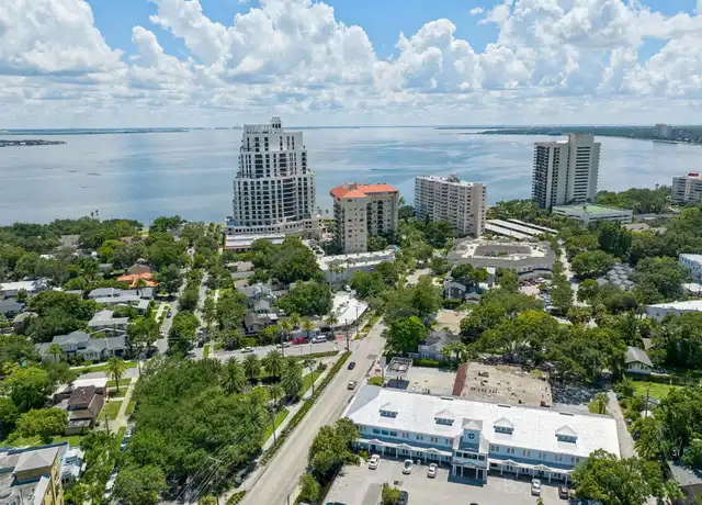 Property at 2109 Bayshore Blvd #103, Tampa, FL, 33606, 1 bed, 2 baths, [object Object]