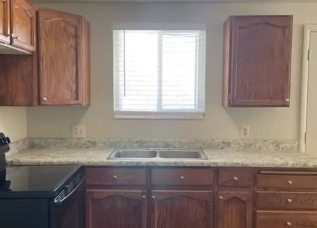 Property at 542 E 200 N, Kaysville, UT, 84037, 2 beds, 1 bath, [object Object]