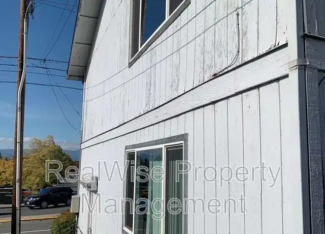 Property at 1701 NE Fairview Ave Unit F, Grants Pass, OR, 97526, 2 beds, 1 bath, [object Object]