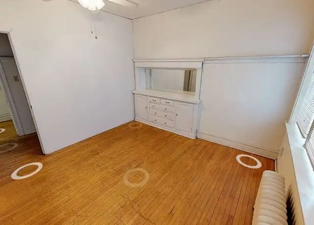 Property at 1902 E Linnwood Ave Unit 1902 02, Milwaukee, WI, 53211, 4 beds, 1.5 baths, [object Object]