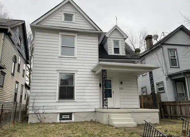Property at 223 Lexington Ave, Dayton, OH, 45402, 2 beds, 1 bath, [object Object]