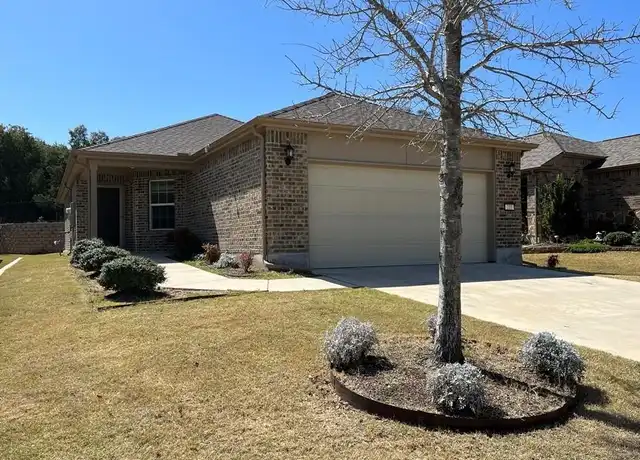 Property at 211 Hobby St, Georgetown, TX, 78633, 2 beds, 2 baths, [object Object]
