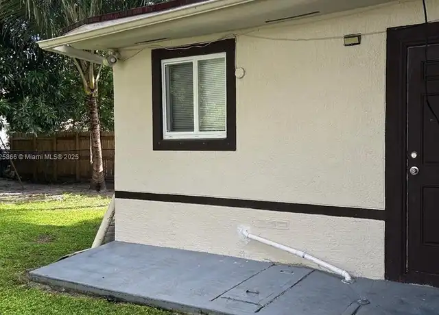 Property at 785 NW 96th St Unit 2, Miami, FL, 33150, 0 beds, 1 bath, [object Object]