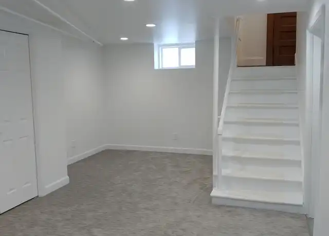 Property at 1210 W 32nd St, Minneapolis, MN, 55408, 3 beds, 2 baths, [object Object]