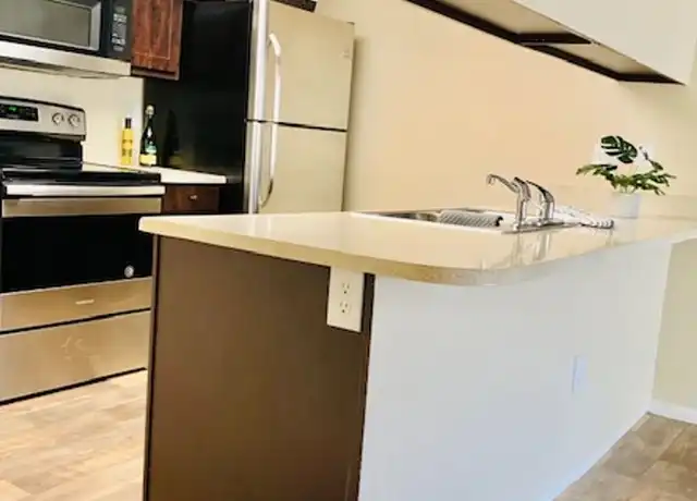 Property at 1750 E Bell Rd Unit 246, Phoenix, AZ, 85022, 2 beds, 1 bath, [object Object]