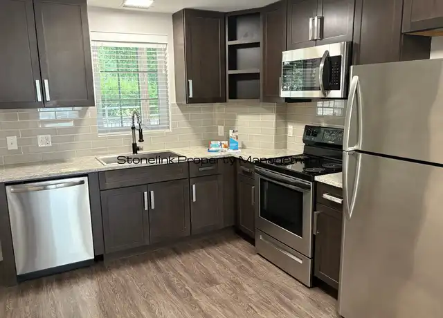 Property at 50 Jewett St Unit 5002, Providence, RI, 02908, 2 beds, 1 bath, [object Object]