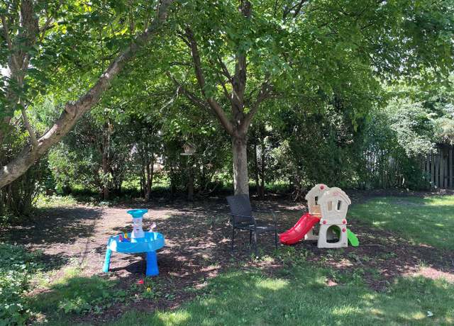 Photo of 1948 Lincoln Ave, Northbrook, IL 60062