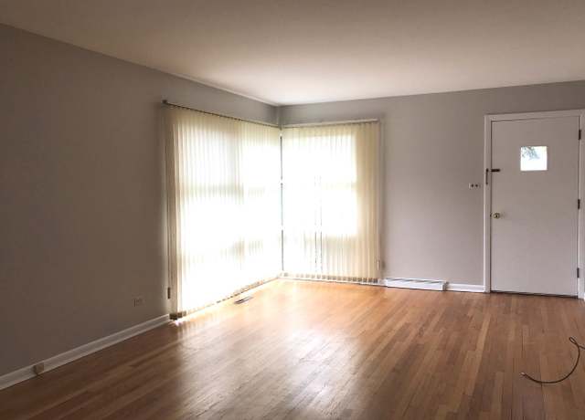 Photo of 1948 Lincoln Ave, Northbrook, IL 60062