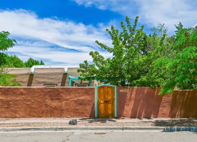 Property at 4225 Vuelta Colorada, Santa Fe, NM, 87507, 3 beds, 2 baths, [object Object]