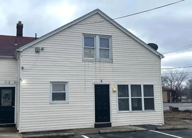 Property at 4516 W Main St, Belleville, IL, 62226, 1 bed, 1 bath, [object Object]