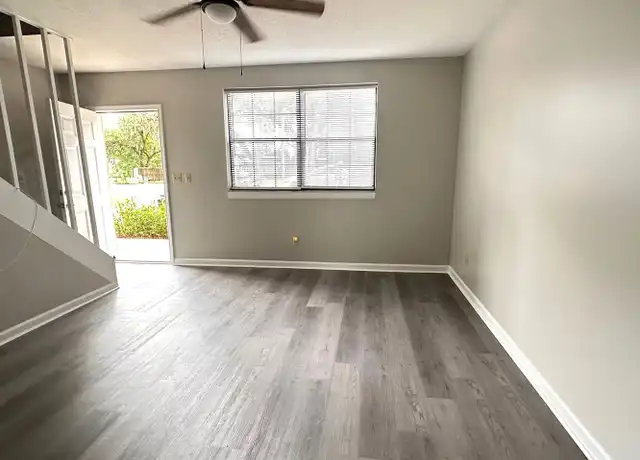 Property at 828 Nottingham Dr, Fernandina Beach, FL, 32034, 2 beds, 1.5 baths, [object Object]