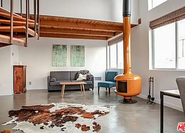 Property at 100 S Venice Blvd #14, Venice, CA, 90291, 2 beds, 2 baths, [object Object]