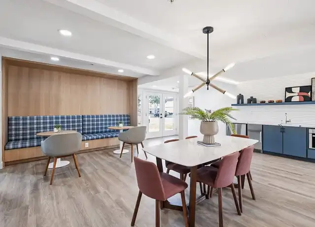Property at Ocean Villas Apartments - 4401 Dallas Dr, Oxnard, CA, 93033, 2 beds, 1.5 baths, [object Object]