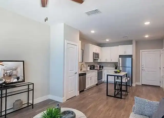 Property at Avenue M - 1720 Crestdale Dr, Houston, TX, 77080, 1-2 bed, 1-2 bath, [object Object]