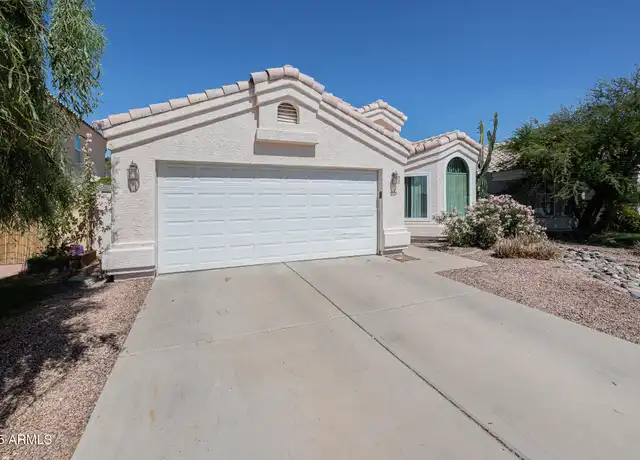 Property at 925 S Sailfish Dr, Gilbert, AZ, 85233, 3 beds, 2 baths, [object Object]