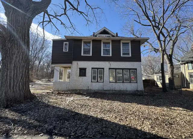 Property at 1083 Chatsworth St N Unit 4, St Paul, MN, 55103, 2 beds, 1 bath, [object Object]