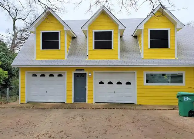 Property at 2223 N Locust St #100, Denton, TX, 76209, 4 beds, 2 baths, [object Object]