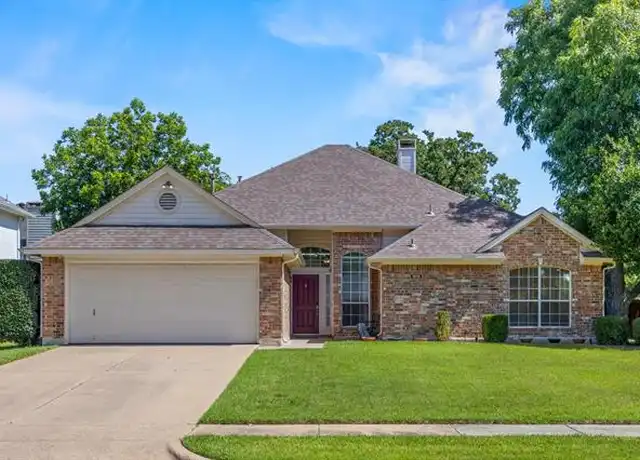 Property at 1919 Wood Crest Dr, Grapevine, TX, 76051, 3 beds, 2 baths, [object Object]