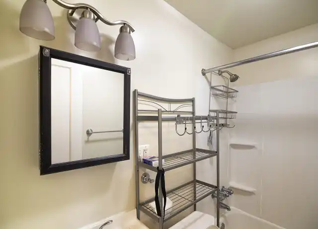 Property at 2125 Walnut St Unit 3F, Philadelphia, PA, 19103, 0 beds, 1 bath, [object Object]