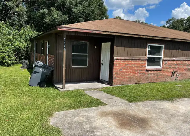 Property at 2414 Crystal Hills Loop E, Lakeland, FL, 33801, 3 beds, 2 baths, [object Object]