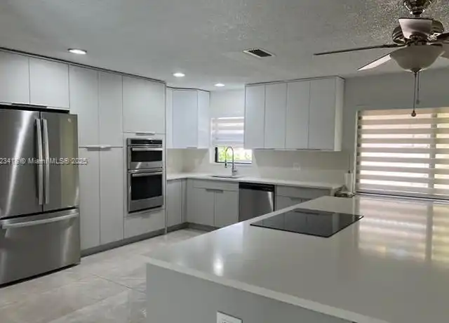 Property at 10860 NW 40th St, Coral Springs, FL, 33065, 4 beds, 2 baths, [object Object]