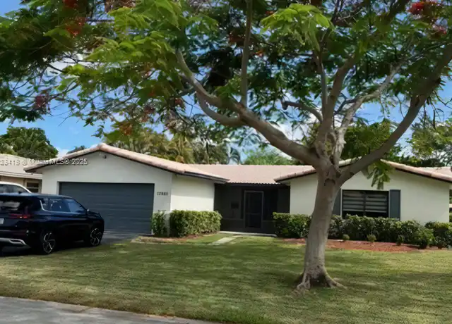 Property at 10860 NW 40th St, Coral Springs, FL, 33065, 4 beds, 2 baths, [object Object]