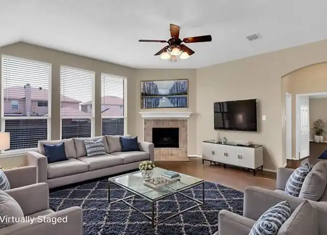 Property at 314 Sweetgum Dr, Cedar Hill, TX, 75104, 5 beds, 2 baths, [object Object]