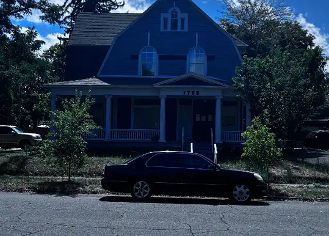 Property at 1705 W Tenth Ave Unit 3, Spokane, WA, 99204, 1 bed, 1 bath, [object Object]