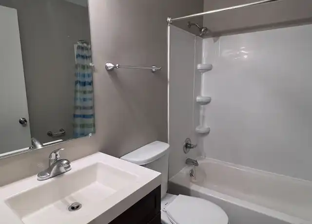 Property at 3454 N Pennsylvania St Unit 202, Indianapolis, IN, 46205, 1 bed, 1 bath, [object Object]