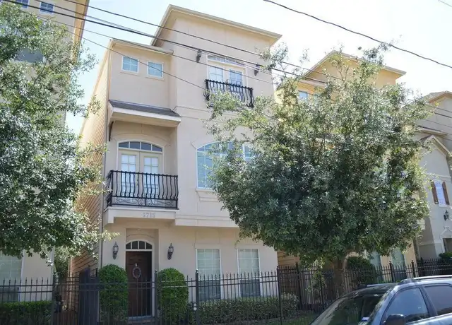 Property at 1715 Spring St, Houston, TX, 77007, 3 beds, 3 baths, [object Object]