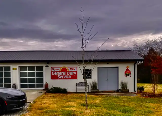Property at 4254 N Chapel Rd, Franklin, TN, 37067, 1 bed, 1 bath, [object Object]