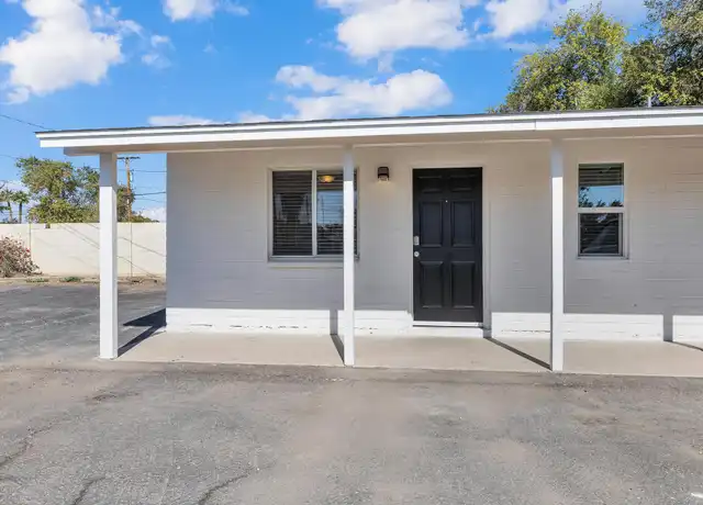 Property at 623 S Country Club Dr Unit 17, Mesa, AZ, 85210, 1 bed, 1 bath, [object Object]