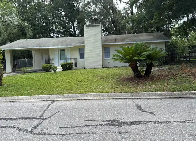 Property at 2817 NE 18th Ave, Ocala, FL, 34470, 3 beds, 2 baths, [object Object]
