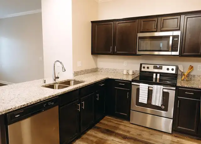 Property at Laurel Ridge - 546 Plano Rd, Bowling Green, KY, 42104, 1-3 bed, 1-2 bath, [object Object]
