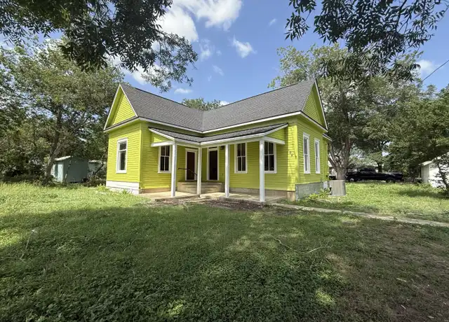 Property at 184 3rd St Unit 1, Maxwell, TX, 78656, 3 beds, 2 baths, [object Object]