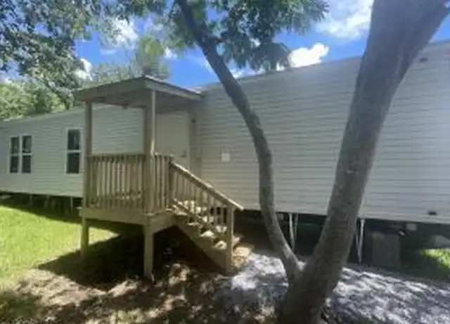 Property at 12465 Canal Rd Unit B, Gulfport, MS, 39503, 1 bed, 1 bath, [object Object]