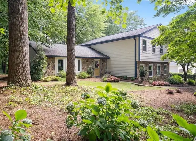 Property at 4989 Kings Wood Dr NE, Roswell, GA, 30075, 4 beds, 2.5 baths, [object Object]