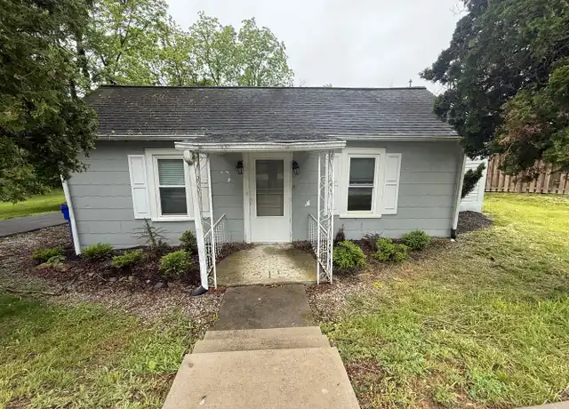 Property at 1315 Giles Rd, Blacksburg, VA, 24060, 2 beds, 1 bath, [object Object]