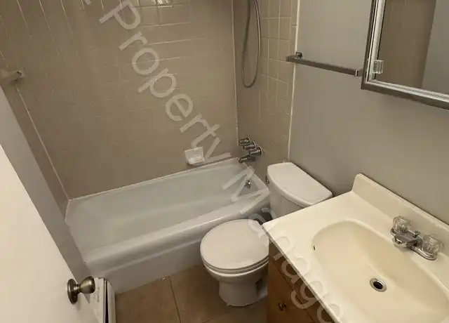 Property at 4535 N Woodbridge St Unit 5, Bay City, MI, 48706, 1 bed, 1 bath, [object Object]