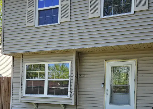 Property at 10 N Fernwood Dr Unit 10N, Bolingbrook, IL, 60440, 3 beds, 1 bath, [object Object]