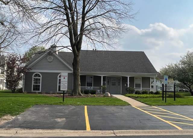 Photo of 1238 Ballantrae Pl Unit C, Mundelein, IL 60060