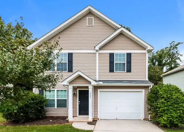 Property at 6225 Summerour Pl, Charlotte, NC, 28214, 3 beds, 2.5 baths, [object Object]