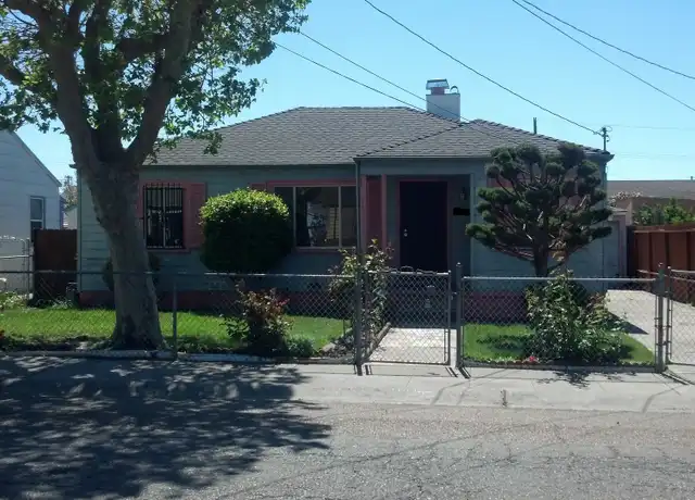 Property at 11025 Acalanes Dr, Oakland, CA, 94603, 2 beds, 1 bath, [object Object]