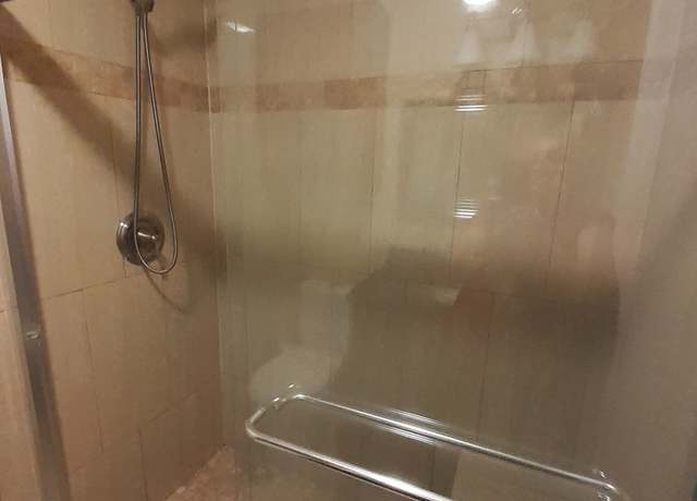Photo of 3 Villa Verde Dr #320, Buffalo Grove, IL 60089